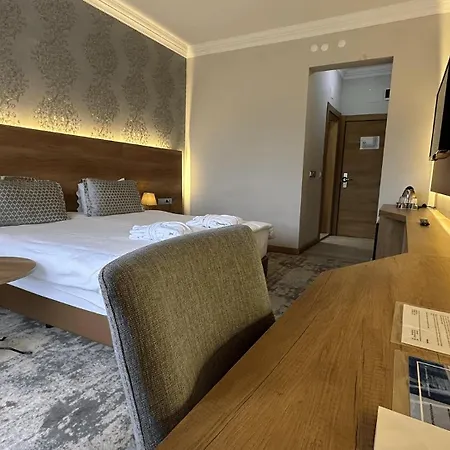 Hotel Yoncali Termal 4*
